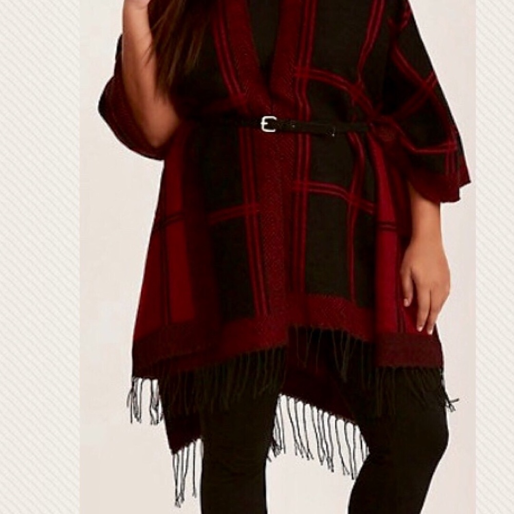 🌹SOLD🌹TORRID Merlot Black Plaid poncho Wrap - Picture 8 of 8